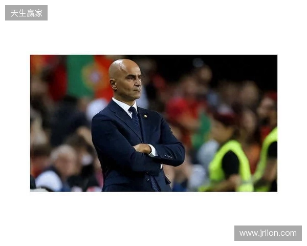 现役前三中场？维蒂尼亚：第一佩德里，然后B费、内维斯和我